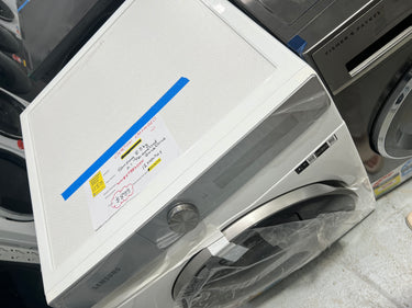 Transportation damaged Samsung 8.5kg A.I-Personalised QuickDrive Front Load Washing Machine - Second Hand Appliances Geebung